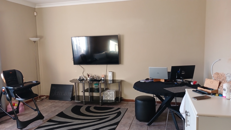 To Let 2 Bedroom Property for Rent in Westering Eastern Cape